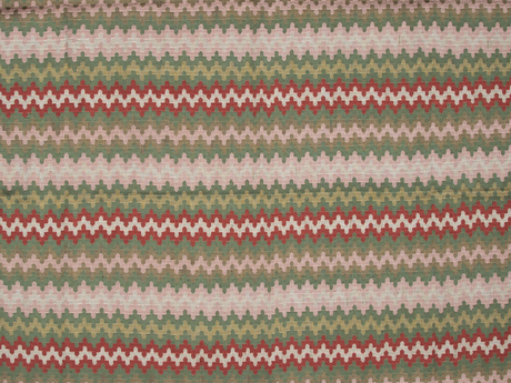 Yee Hlai Green Red